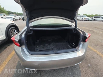 2016 Lexus RC 300 – miniatura 16