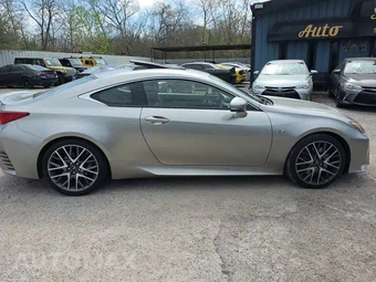 2016 Lexus RC 350 - miniatura 5