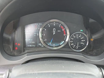 2016 Lexus RC F - miniatura 12