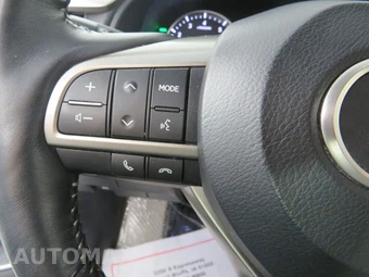 2016 Lexus RX 350 - miniatura 17