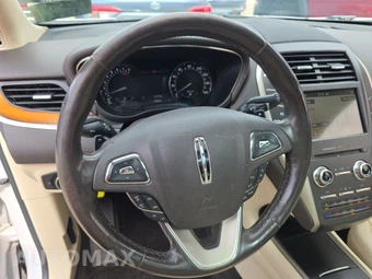 2016 Lincoln MKC Reserve – miniatura 10