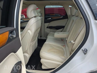 2016 Lincoln MKC Reserve – miniatura 13