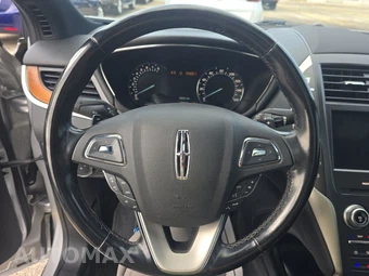 2016 Lincoln MKC Reserve – miniatura 10