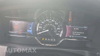 2016 Lincoln MKS - miniatura 19