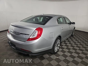 2016 Lincoln MKS - miniatura 4