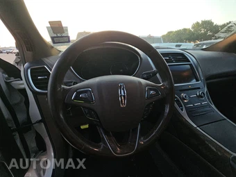 2016 Lincoln MKX Reserve – miniatura 10