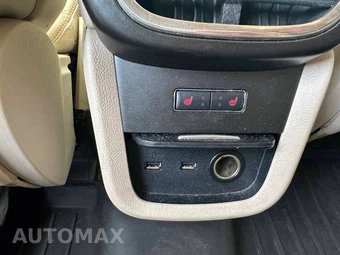 2016 Lincoln MKX Reserve - miniatura 13
