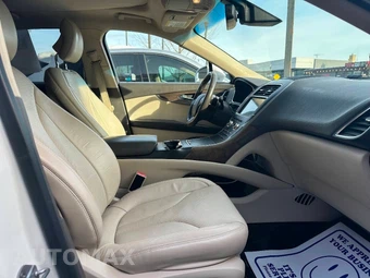2016 Lincoln MKX Reserve - miniatura 16