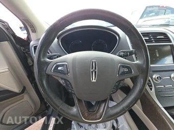 2016 Lincoln MKX Reserve – miniatura 10