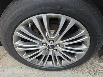 2016 Lincoln MKX Reserve – miniatura 10