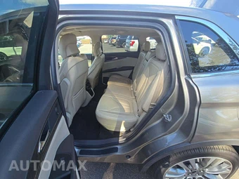 2016 Lincoln MKX Reserve – miniatura 10