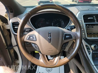 2016 Lincoln MKX Reserve – miniatura 16