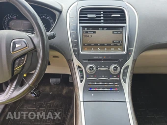 2016 Lincoln MKX Reserve – miniatura 11