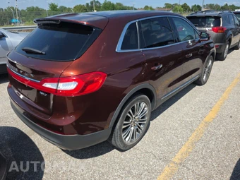 2016 Lincoln MKX Reserve – miniatura 4