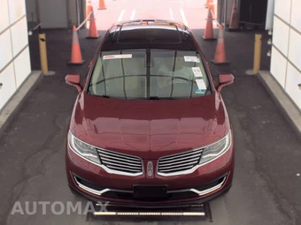 2016 Lincoln MKX Reserve – miniatura 2