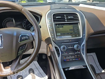 2016 Lincoln MKX Reserve – miniatura 10