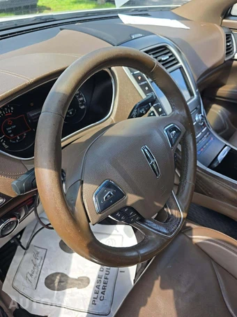 2016 Lincoln MKX Reserve – miniatura 22