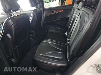 2016 Lincoln MKX Select - miniatura 13