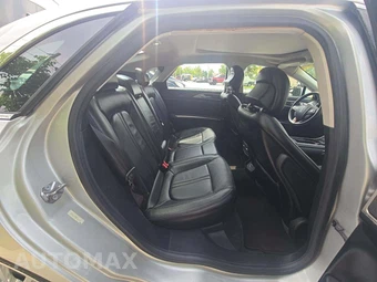 2016 Lincoln MKZ – miniatura 13
