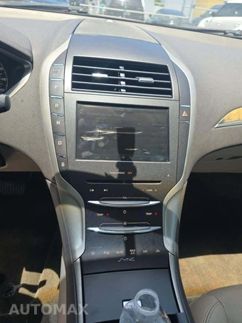 2016 Lincoln MKZ – miniatura 10