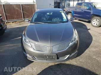 2016 Lincoln MKZ – miniatura 2
