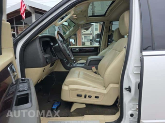 2016 Lincoln Navigator L Reserve – miniatura 3