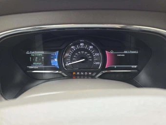2016 Lincoln Navigator L Reserve – miniatura 6