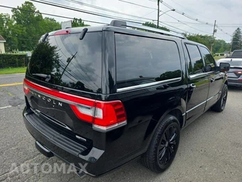 2016 Lincoln Navigator L Select – miniatura 4
