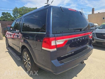 2016 Lincoln Navigator L Select – miniatura 2