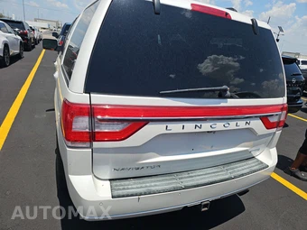 2016 Lincoln Navigator Select - miniatura 5