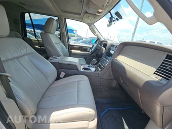 2016 Lincoln Navigator Select - miniatura 8