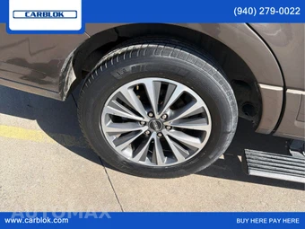 2016 Lincoln Navigator Select – miniatura 27