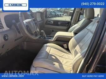 2016 Lincoln Navigator Select – miniatura 9