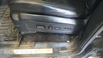 2016 Lincoln Navigator Select – miniatura 21