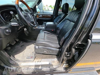 2016 Lincoln Navigator Select – miniatura 7