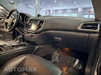 2016 Maserati Ghibli – miniatura 10