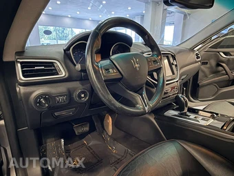 2016 Maserati Ghibli – miniatura 9