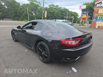 2016 Maserati GranTurismo Sport Coupe - miniatura 2
