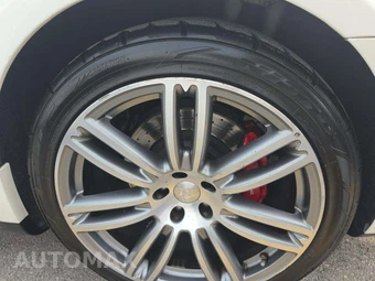 2016 Maserati Quattroporte S – miniatura 23