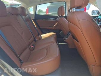 2016 Maserati Quattroporte S – miniatura 16