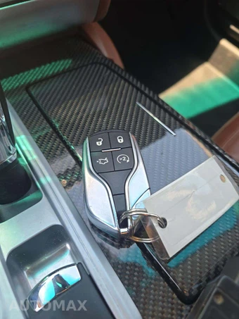 2016 Maserati Quattroporte S – miniatura 8