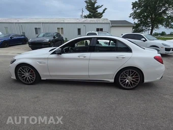 2016 Mercedes-Benz AMG C 63 S – miniatura 3