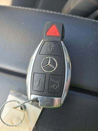 2016 Mercedes-Benz AMG C 63 S – miniatura 8