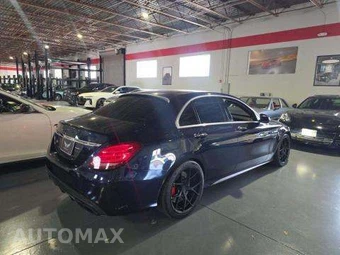 2016 Mercedes-Benz AMG C 63 S – miniatura 3