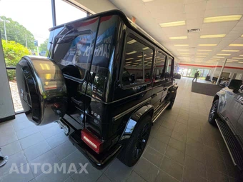 2016 Mercedes-Benz AMG G 63 4MATIC - miniatura 3