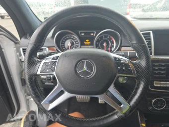 2016 Mercedes-Benz AMG GL 63 4MATIC – miniatura 10