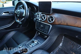 2016 Mercedes-Benz AMG GLA 45 4MATIC - miniatura 7