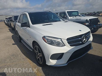 2016 Mercedes-Benz AMG GLE 450 4MATIC – miniatura 3