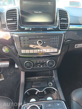 2016 Mercedes-Benz AMG GLE 450 4MATIC – miniatura 11