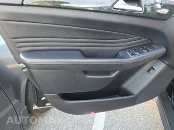 2016 Mercedes-Benz AMG GLE 450 4MATIC – miniatura 9